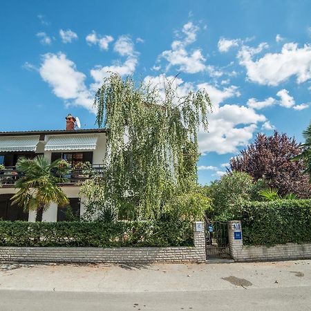 Apartments Zrinka 793 Poreč Buitenkant foto