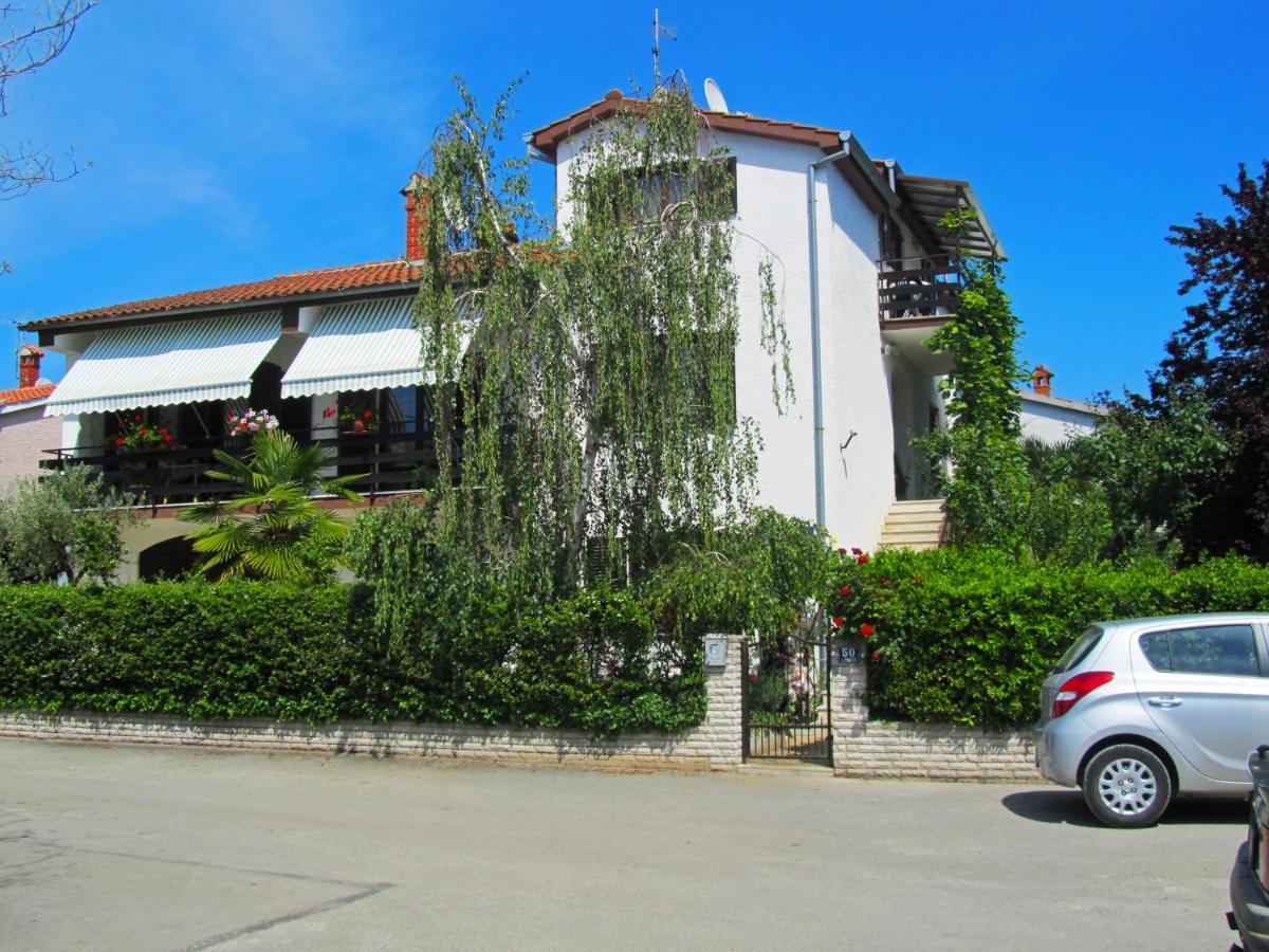 Apartments Zrinka 793 Poreč Buitenkant foto